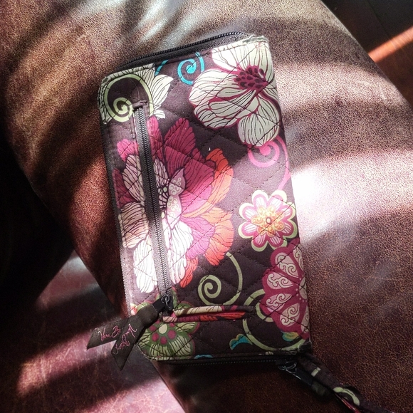 Vera Bradley Handbag Mod Floral Pink (Retired Pattern) + BONUS matching wallet - Picture 6 of 8